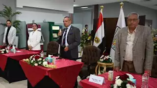 محافظ جنوب سيناء يكرم المشاركين في مهرجان الهجن -صور