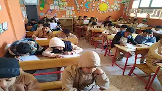 استبعاد ثلاثة من رؤساء لجان امتحانات النقل بمدارس الفيوم -صور