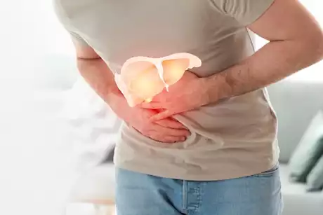 طبيب يحذر: هذه الأعراض تكشف عن مرض خطير بالكبد