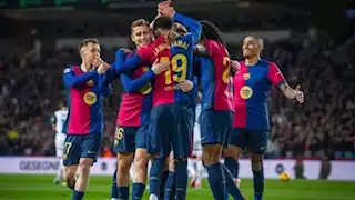 برشلونة في ورطة.. لاعب الفريق يعلن غيابه 3 أشهر بسبب عملية جراحية