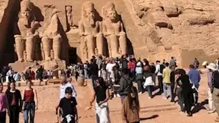 أسوان في الشتاء.. سحر بلاد الذهب يجذب السياح والفنادق كاملة العدد