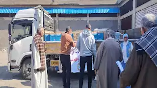تضامن كفر الشيخ تجمع مساعدات غذائية لأهالي غزة- صور