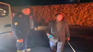 تفحم سيارة تريلا محملة 50 طن أسمدة في الوادي الجديد -صور