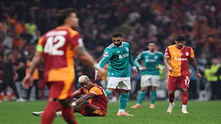 لم تعرضها الكاميرات.. لحظة رد محمد صلاح على صافرات استهجان جماهير جالطة سراي