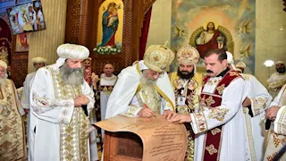 بالصورـ البابا تواضروس يترأس قداس تدشين كاتدرائية مارمرقس بالدير المحرق في أسيوط