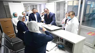 نائب وزير الصحة يحيل أطقم الاستقبال والطوارئ بمستشفى القاهرة الجديدة للتحقيق