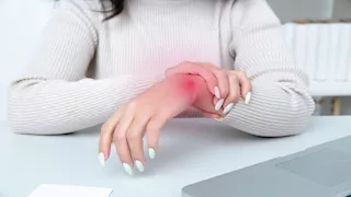 احذرها.. 5 أعراض تدل على التهابات العظام  