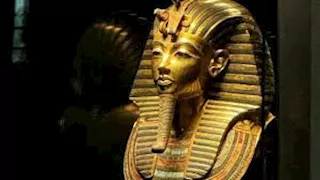 اليوم.. قناع توت عنخ آمون يودع جمهور المتحف المصري بالتحرير