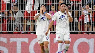 بعد يومين من وفاته.. نجل روسو يكرّم والده بطريقة خاصة 