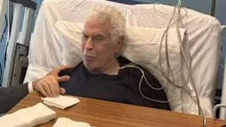 "سألهما عن وضع الفريق".. ثنائي الزمالك يزور حسن شحاتة في المستشفى