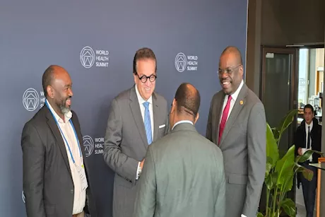 عبدالغفار: القضاء على انتقال الأمراض من الأم للطفل بحلول 2030