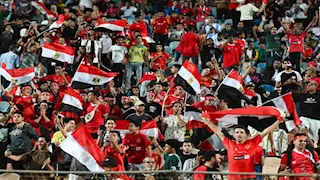 صلاح مع ثنائي الأهلي ورسالة خاصة.. أجواء ما قبل مباراة مصر وغينيا (صور)