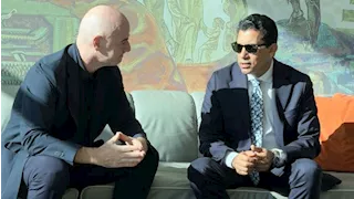 أشرف صبحي يستقبل إنفانتينو على هامش مؤتمر السلام (صور)