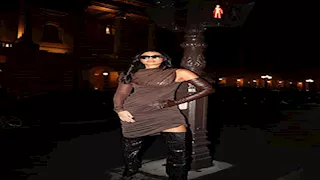 بإطلالة غريبة.. أحدث ظهور لـ ريم سامي بفرنسا والجمهور يعلق (صور)