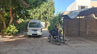 أهالي منقباد يشيعون جثمان الطفلة ضحية تروسيكل أسيوط