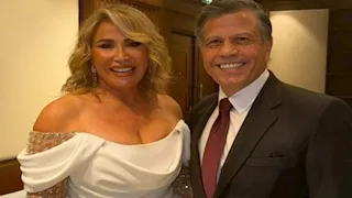 "لاعب كرة قدم سابق".. من هو أحمد سوكارنو زوج إيناس الدغيدي؟