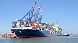 تداول 20 الف طن بضائع بموانئ البحر الأحمر