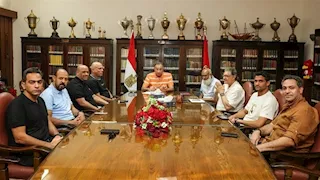 "اجتماع بطلب من الخطيب".. قرار جديد من الأهلي تجاه عماد النحاس (خاص)