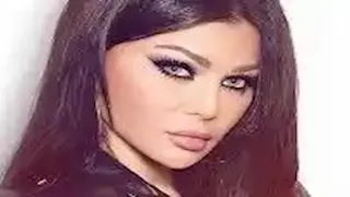 هيفاء وهبي بلوك جريء.. كيف نسقت إطلالتها؟