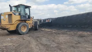 بالصور- إزالة 14 مكمورة فحم بدون ترخيص في الدلنجات بالبحيرة