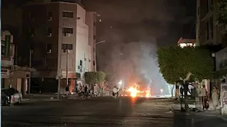 احتجاجات واسعة بمدينة قابس التونسية.. والشرطة تستخدم الغاز المسيل