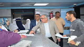 رئيس التأمين الصحي في زيارة مفاجئة لمستشفى الفيوم لمتابعة الخدمات الطبية