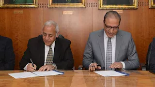 البنك الأهلي ومؤسسة أخبار اليوم يوقعان عقد تأجير مخازن بمدينة السادس من أكتوبر