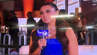 خطفت الأنظار على الريد كاربت.. درة بفستان جذاب في ثاني أيام الجونة