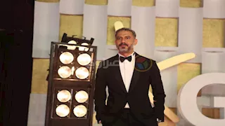 محمد فراج يرد على انتقادات تجسيده الراحل أحمد رامي بفيلم "الست"