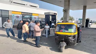 بعد تحريك الوقود.. حملات مكثفة على محطات البنزين ببني سويف (صور)