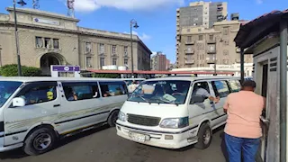 حملات مكثفة لرؤساء أحياء الإسكندرية لضبط تعريفة الركوب الجديدة (صور)