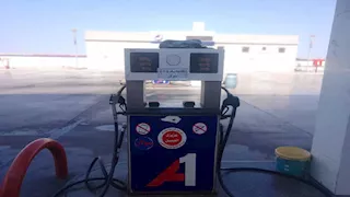 بعد زيادة الوقود.. محافظ جنوب سيناء يشدد على الالتزام بالتعريفة الجديدة (صور)