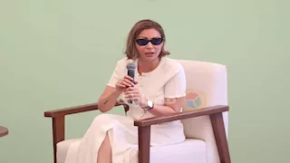 هالة صدقي: منة شلبي كانت هتغرق في "هي فوضى" ولو ممثلة غيرها كانت هترفض تنزل النيل 