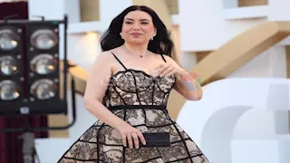 الأكثر جاذبية.. عبير صبري بإطلالة جريئة في ثالث أيام مهرجان الجونة