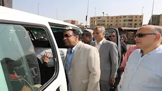 سكرتير مساعد بني سويف يتفقد مواقف السيارات ومحطات الوقود 