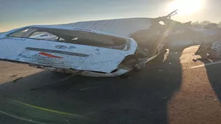 بالأسماء.. 3 جثث و14 مصابًا في حادث تصادم على صحراوي البحيرة (صور)