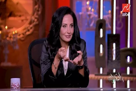 وداعًا للشيخوخة.. طبيبة تكشف عن حقن لإطالة العمر