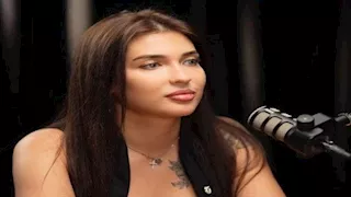 امرأة تغير لون عينيها أثناء الحمل.. ماذا حدث لطفلها؟