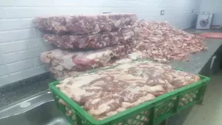 قبل بيعها للمواطنين.. ضبط 52 طن لحوم فاسدة بالقليوبية | تفاصيل