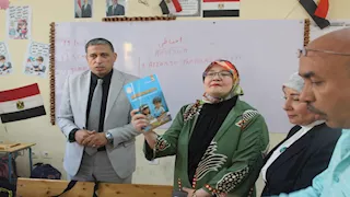 هالة عبد السلام تتفقد مدارس الجيزة وتؤكد: لا ربط بين الكتب والمصروفات