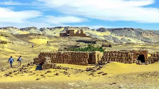 بالصور- كنز مخفي في الوادي الجديد.. مناور مياه ومومياوات تحت الرمال