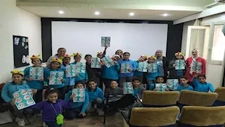 ورشة عمل تتضمن عروضًا تعليمية جذابة لأشكال الجراثيم والتعريف بالبكتيريا النافعة للأطفال 