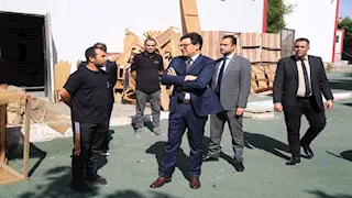 "هنو" يتفقد قصر ثقافة روض الفرج ويتابع ملتقى شباب المخرجين