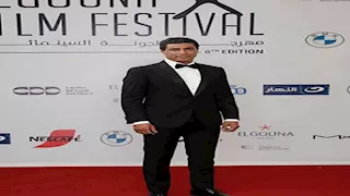 صور بتقنية الذكاء الاصطناعي تُعيد نجوم الزمن الجميل إلى السجادة الحمراء في مهرجان الجونة