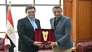 وزير الثقافة يلتقي محافظ السويس لبحث سبل دعم الأنشطة الإبداعية 