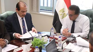 وزير الصحة يتابع تطورات منظومة صرف الألبان الصناعية وحوكمة الدعم