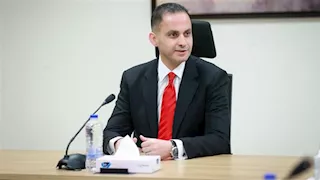 نائب وزير الصحة يتفقد مخازن الأدوية والمستلزمات الطبية بشمال سيناء