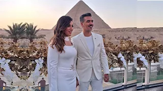 هايدي موسى تحتفل بزواجها من الإعلامي محمد غانم أمام سفح الأهرامات