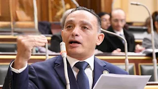 إرادة الحكومة غائبة.. أول تحرك برلماني بعد واقعة "مسن السويس": قوانين حماية المسنين جاهزة  