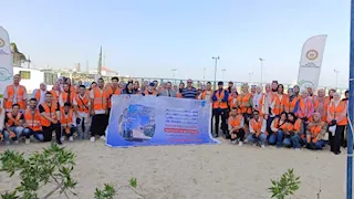 بمشاركة 150 متطوع.. تنظيف شاطئ "أبطال التحدي" في الإسكندرية – صور